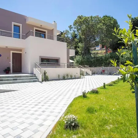 Oasis Luxury 2 * עיר רודוס