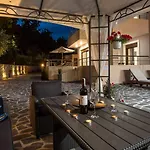 Oasis Luxury 2 ヴィラ Rhodes City