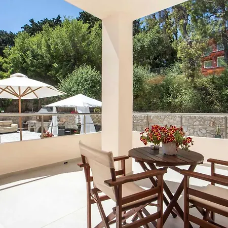 Oasis Luxury 2 * Rhodes City