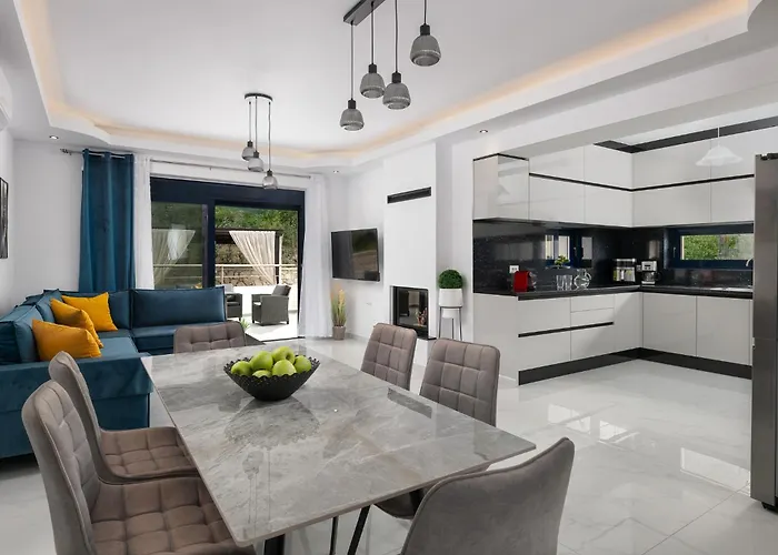 Oasis Luxury 2 Βίλα