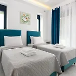 Oasis Luxury 2 *