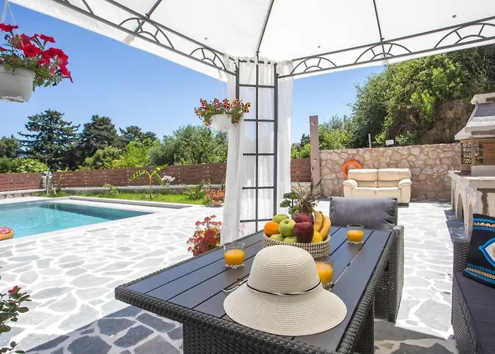 Oasis Luxury 2 Villa *